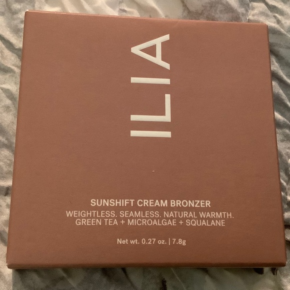 ILIA Sunshift Cream Bronzer Eclipse BNIB - Picture 3 of 4